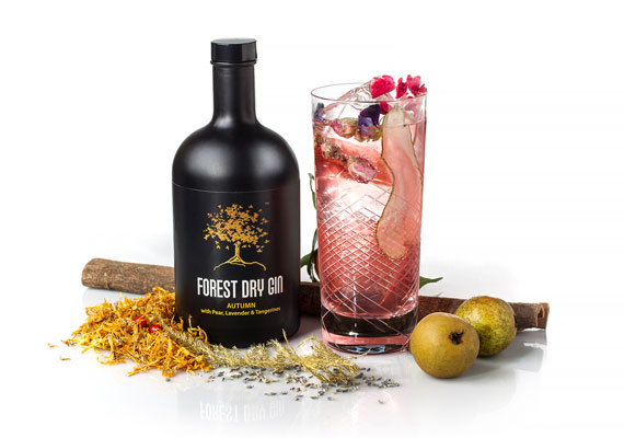 Product photography for the official press release of this new Belgian gin brand.